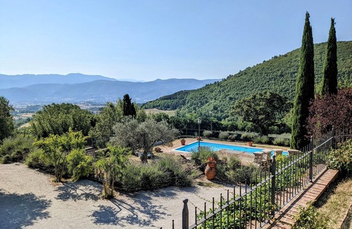 Baiano Villa | Pool and amazing views near Spoleto nestled in the Umbrian countryside.