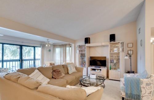 Hunt Club House | Pool & Ocean Access: Palm Beach Gardens Condo