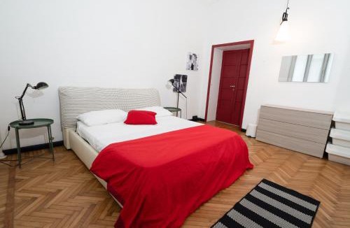 Como Apartment | Pop House - Spacious flat next to Cathedral & Lake