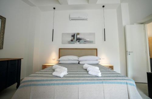 Capo Rizzuto Bed & Breakfast | Praialonga Suites with Pool and Garden