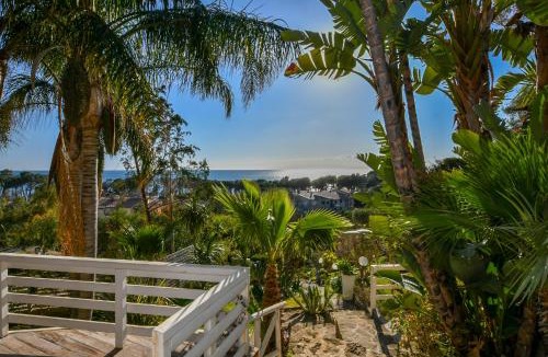 Capo Rizzuto Bed & Breakfast | Praialonga Suites with Pool and Garden