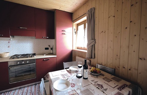 Madesimo Ski Chalet | PRETTY TWO-ROOM APARTMENT IN ALPINE STYLE