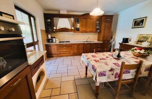 Castiglione di Garfagnana Villa | Private pool, WIFI, walking distance facilities. Electric car charging point