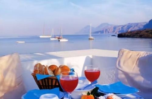 Vulcano Apartment | Private accommodation within the Les Sables Noirs resort by the sea