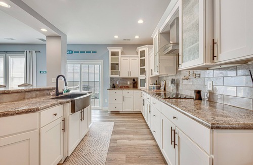 Maryus House | Private Beach & Deck: Bayfront Home in Hayes!