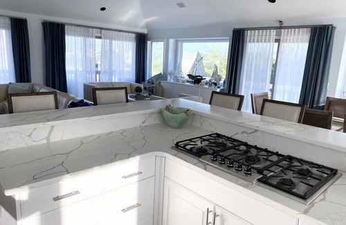 Mantoloking House | Private Beach Getaway with lifeguard steps to beach
