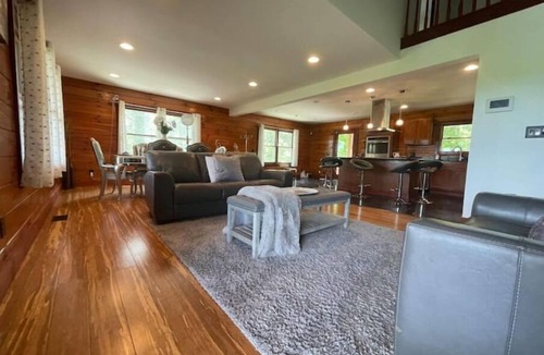 Valdese House | Private Lake Waterfront+ Dock, Sauna, Hot Tubn