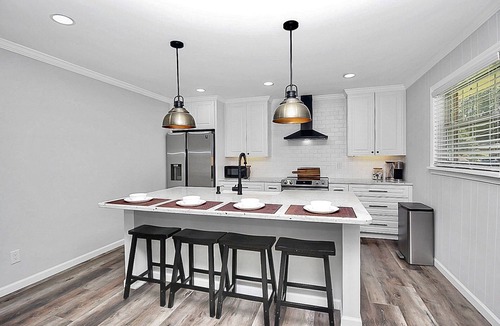 Matthews House | Private, Quite, Comfortable Family Landing Pad/Newly Remodel