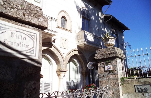 Cava de' Tirreni Resort | Private room ∙ 3 guests