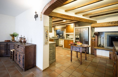Subbiano Villa | Private Villa with A/C, WIFI, private pool, TV, patio, pets allowed, panoramic view, close to Arezzo