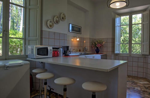 Ponte Buriano Villa | Private Villa with hot tub, WIFI, private pool, TV, pets allowed, panoramic view, close to Arezzo