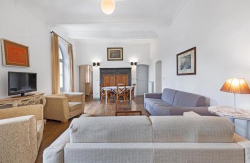 Finalborgo Apartment | Quadrilocale Camelot