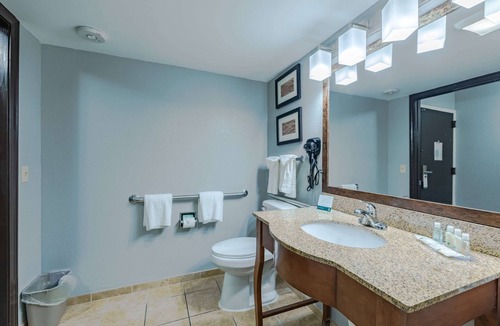 Olive Branch Hotel | Quality Inn Olive Branch - Memphis South