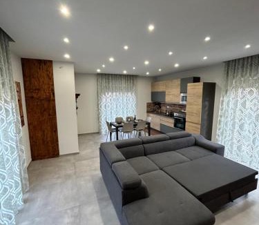 Gaggi Apartment | Queen street 119