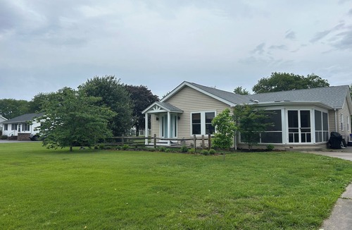 Rehoboth Beach House | Quick drive to beaches, walk to restaurants/outlets, 3 br, 2 ba, sleeps 8