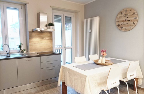Rione Centro Apartment | Quick Home - Edera - One Bedroom Apartment, Sleeps 4