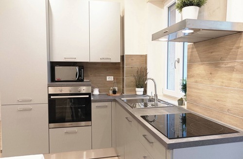Rione Centro Apartment | Quick Home - Edera - One Bedroom Apartment, Sleeps 4