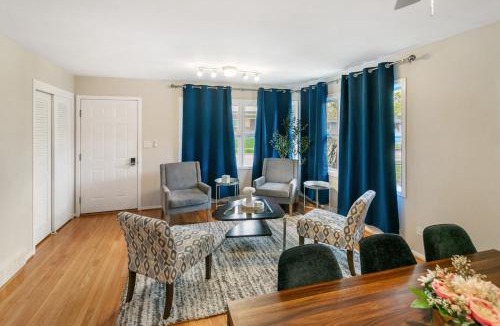 Russell House | Quiet and Spacious 4BR Family Home Near Naval Base