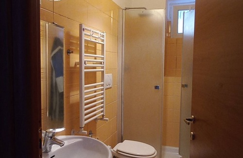Zona LIII Tomba di Nerone Apartment | Quiet house in a green setting a stone's throw from the center.