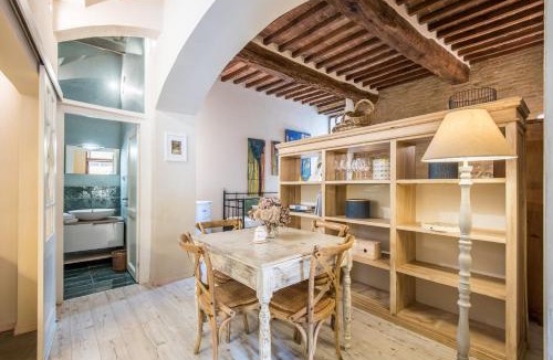 Radicondoli Apartment | Radicondoli Studio