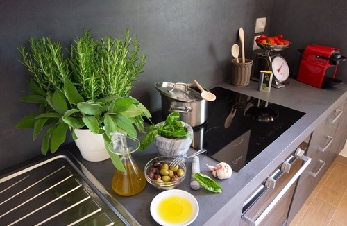 San Gersole-Torre Rosse Apartment | Raffaello Apartment with garden
