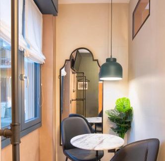 Ponte Seveso Apartment | Rainbow Colorful Studio by Central Station