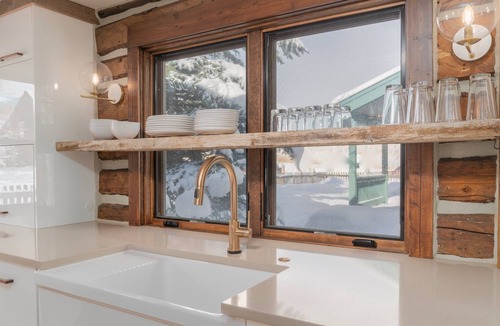 Crested Butte Cabin | Rated CB's Best Designer Luxury Home in Town! 1Block Free Shuttle! 2Fireplaces!