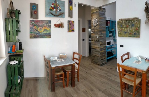 Crotone Bed & Breakfast | Re Mare B&B