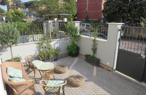 Quartiere XXIX Ponte Mammolo Apartment | Rebibbia Guest Art 2 Metro B