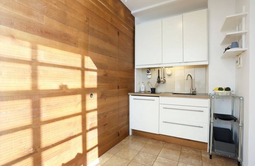 Naples House | Red Bridges Sunny Apartament