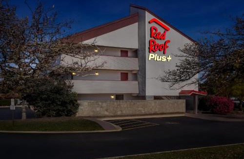 Hoffman Estates Hotel | Red Roof Inn PLUS Chicago - Hoffman Estates