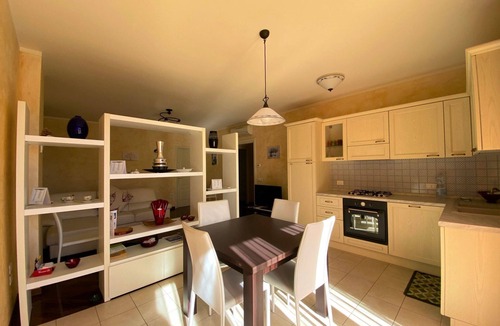 Villa Musone Apartment | Ref 96 Summer Rental – Central two bedroom apartment with two bathrooms