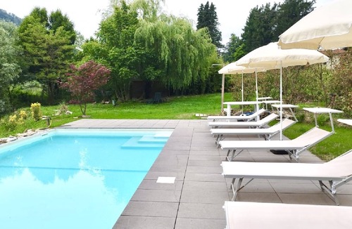 Ghirla Villa | Refined and romantic Villa located on Lake Ghirla in the province of Varese