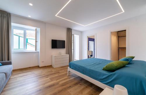Maiori House | REGINNA LIGHTHOUSE