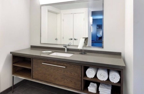 Hopelawn Hotel | Relax in Modern Room with 1 King Bed, Free Parking, Easy Highway Access