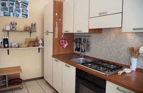 Primaluna Apartment | Relax nel borgo - Two Bedroom Apartment, Sleeps 4