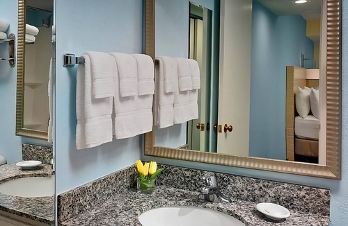 Blue Ash Hotel | Relaxation in Cincinnati! 2 Units & 2 BR each w/Free Breakfast | Seasonal Pool
