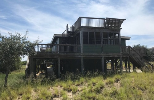 Carolina Dunes House | Relaxing Beach House with Panoramic Views and WiFi