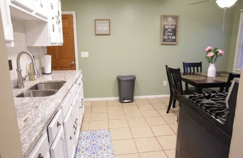 Saint Marys  Allen County House | Relaxing Cozy home Bedrooms available or open to renting entire placen