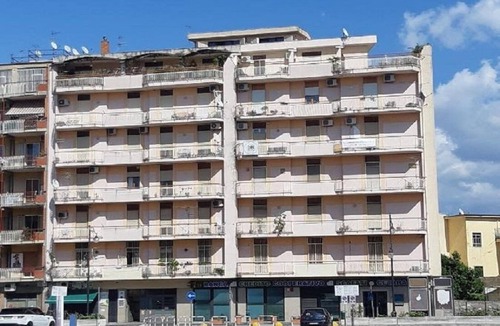 Scafati Apartment | RENOVATED LOFT WITH VESUVIUS VIEW TERRACE