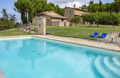 Guzman Villa | Renovated Villa With Little Medieval Village