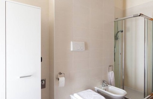 Cavaion Veronese House | Residence le Torri - M* - Elegant two-room apartment Lake Garda Bardolino