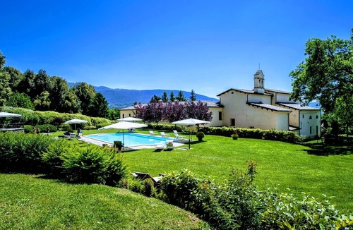 Massa Martana House | Residenza d'Epoca San Pietro Sopra le Acque