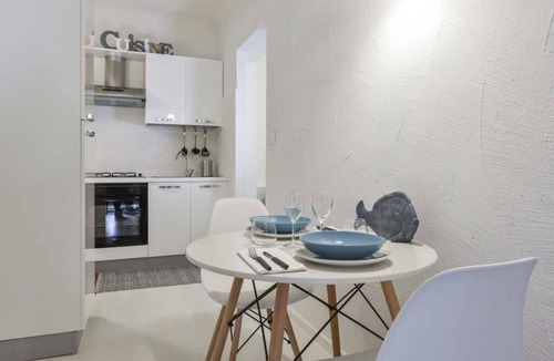 Porto Sant'Elpidio Apartment | Resilience Tropical Apartments&Room (App. Pineapple)