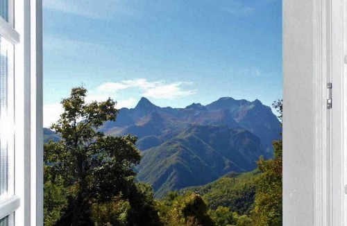Castelnuovo di Garfagnana Villa | Restored farmhouse with private pool, unbeatable stupendous views and WIFI!