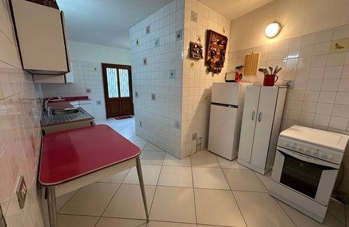 Grizzana Morandi Apartment | Retro Charm 2-bedroom apartment Near Borgo La Scola - Grizzana Morandi