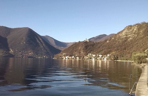 Zorzino Apartment | Riva Di Solto: apartment/ flat - Riva di Solto