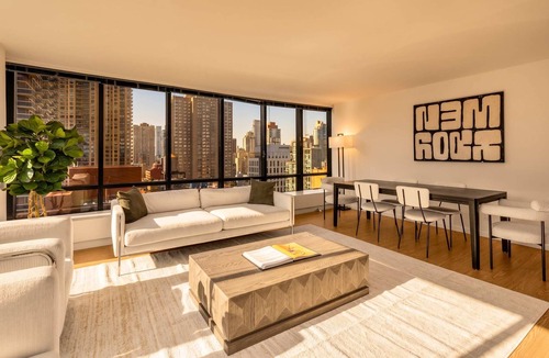Upper East Side Apartment | River Park II | 17th-floor 2BR w/Doorman, Gym, and Pool