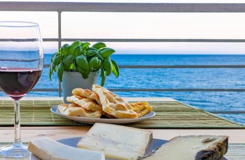 Varigotti Apartment | RivieraRent La Vela