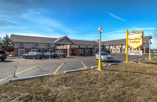 Rockford Hotel | Rode Way Inn